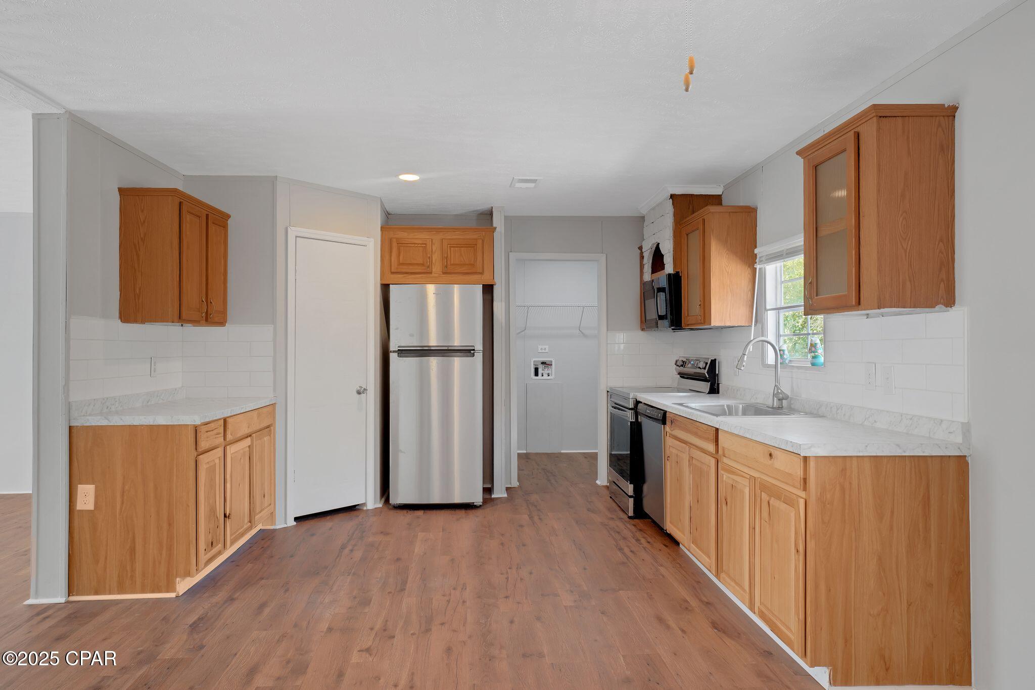 447 Smith Road DeFuniak Springs, FL 32433 - Photo 3 of 19