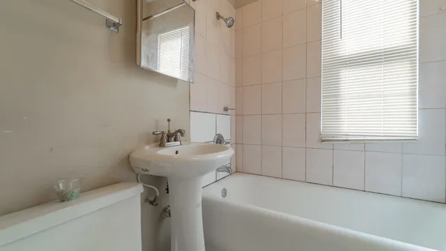 $209,900 | 13223 South Buffalo Avenue, Chicago, IL 60633