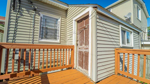 $199,000 | 13223 South Buffalo Avenue, Chicago, IL 60633