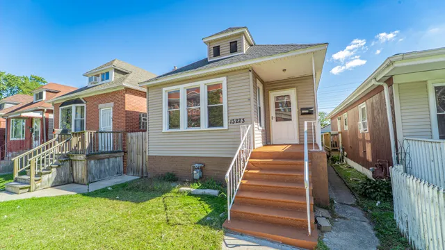 $199,000 | 13223 South Buffalo Avenue, Chicago, IL 60633