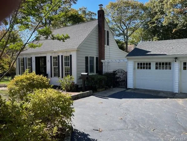 $4,600 | 116 Cambon Avenue, St. James, NY 11780