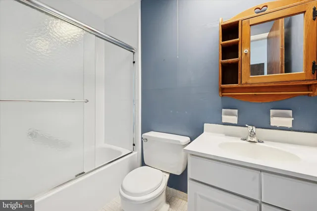 $349,900 | 92 Old Forge Crossing, Devon, PA 19333