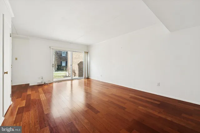 $349,900 | 92 Old Forge Crossing, Devon, PA 19333