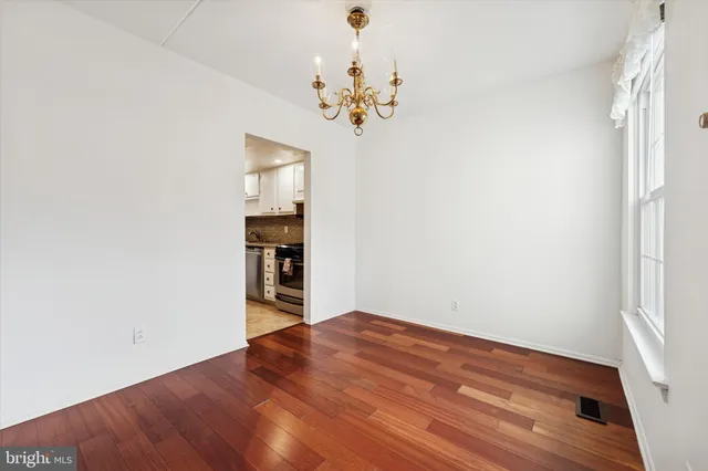 $349,900 | 92 Old Forge Crossing, Devon, PA 19333