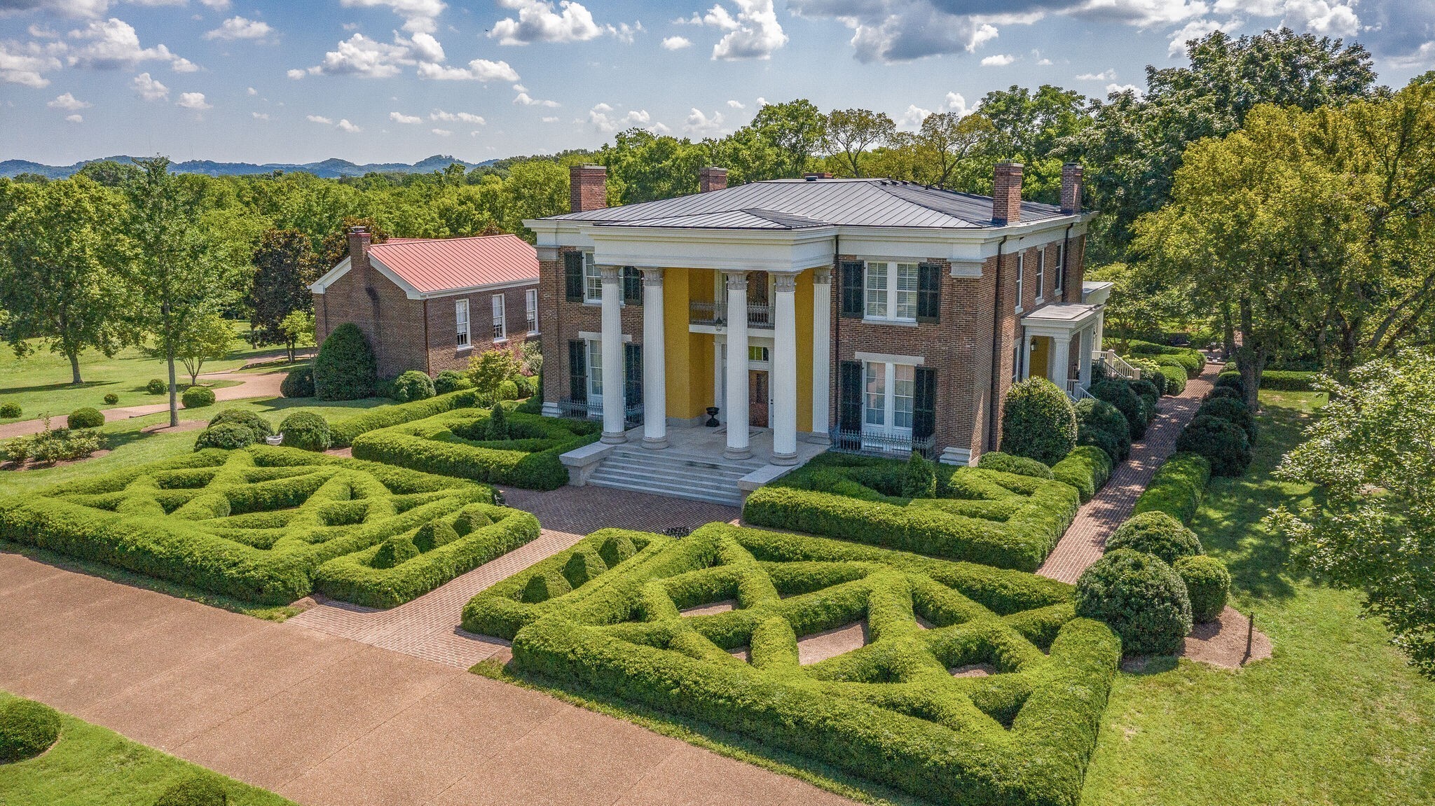 1711 Old Hillsboro Road Franklin, TN 37069 - Photo 4 of 43