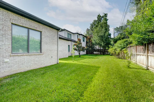 $4,995,000 | 247 Piney Point Road, Piney Point Village, TX 77024