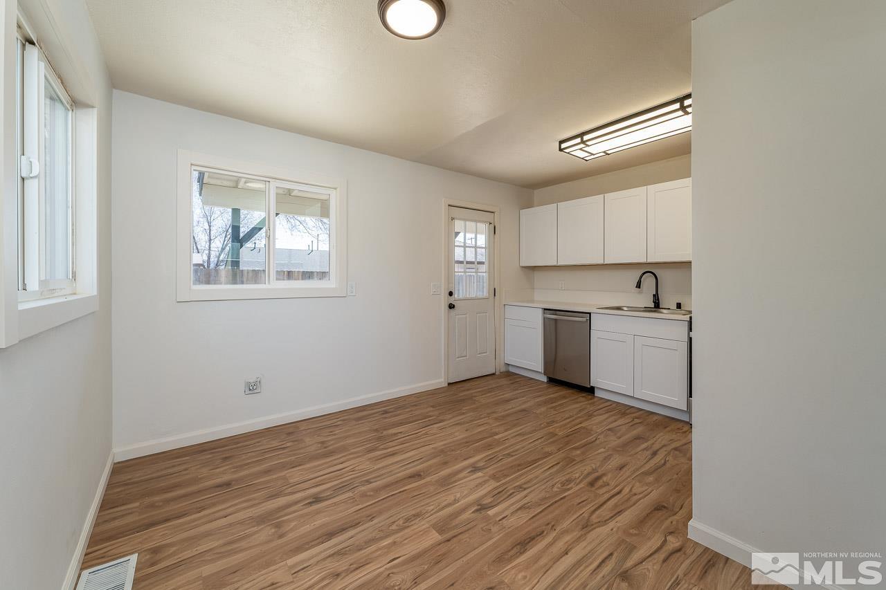 1515 North Roop Street Carson City, NV 89706 - Photo 5 of 17 Photo 5