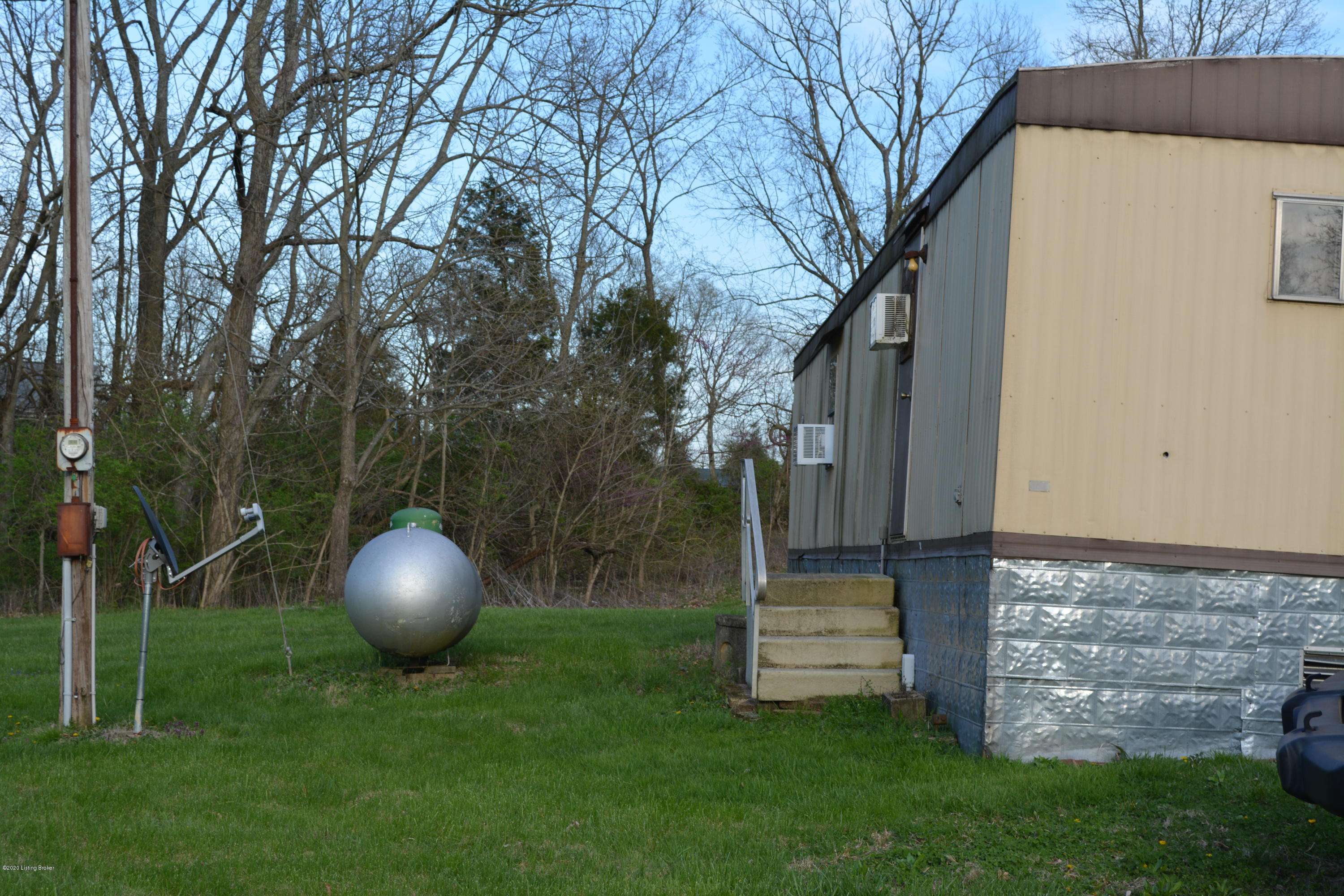 1582 Radcliff Road Smithfield, KY 40068 - Photo 37 of 40 DSC_2288