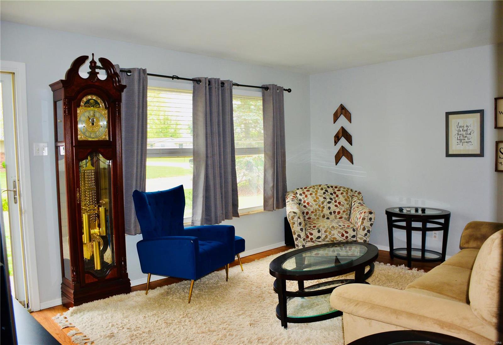 11120 Patsy Drive St. Louis, MO 63123 - Photo 2 of 14 Gallery Image 2