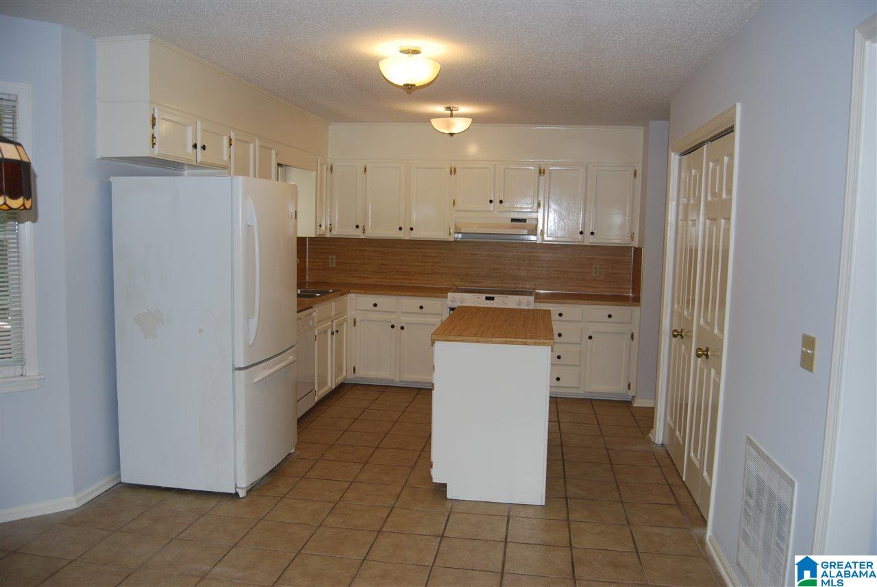 5268 Birdsong Road Birmingham, AL 35242 - Photo 5 of 24