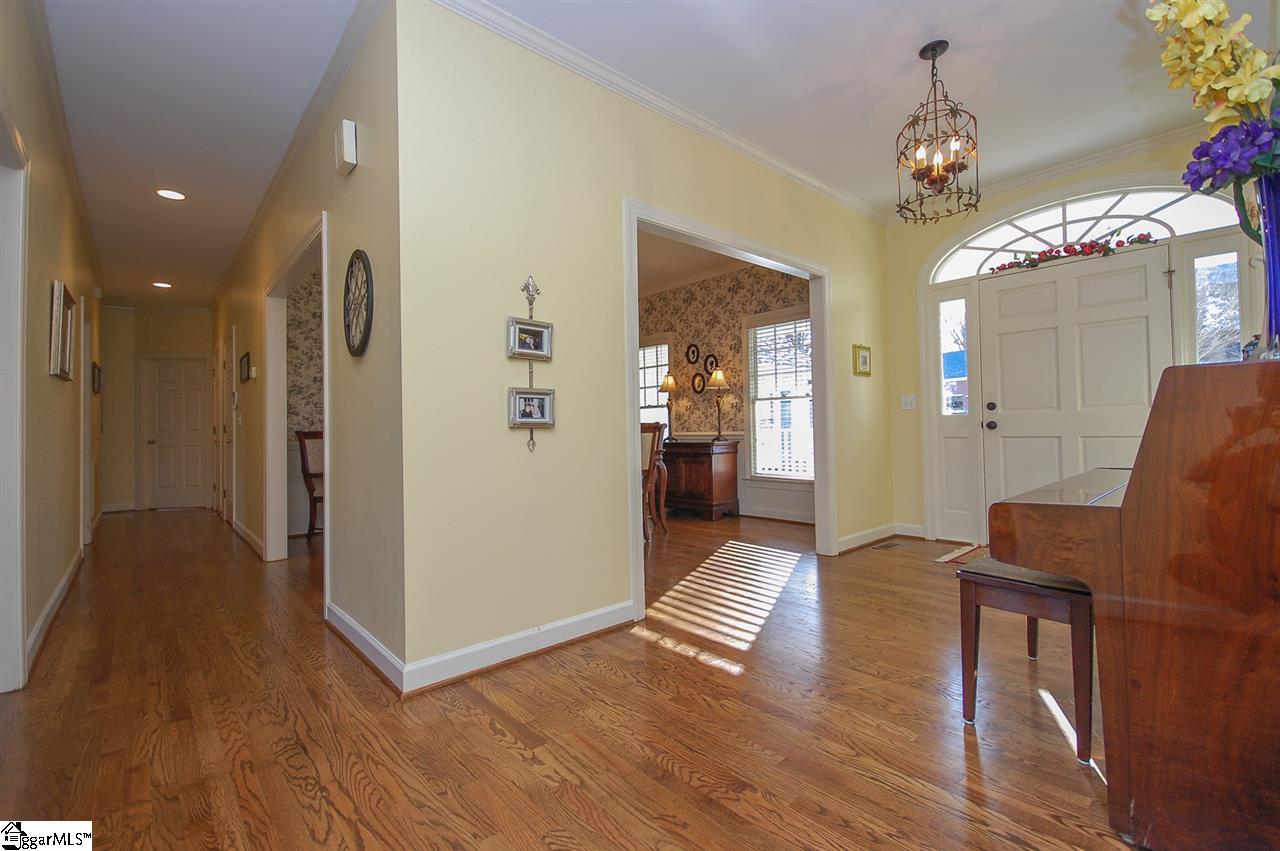 101 Shadow Ridge Circle Simpsonville, SC 29681 - Photo 7 of 36 Gallery Image 7