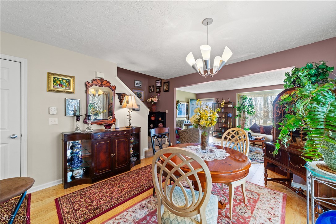4384 Sexton Road Cleveland, OH 44105 - Photo 4 of 29