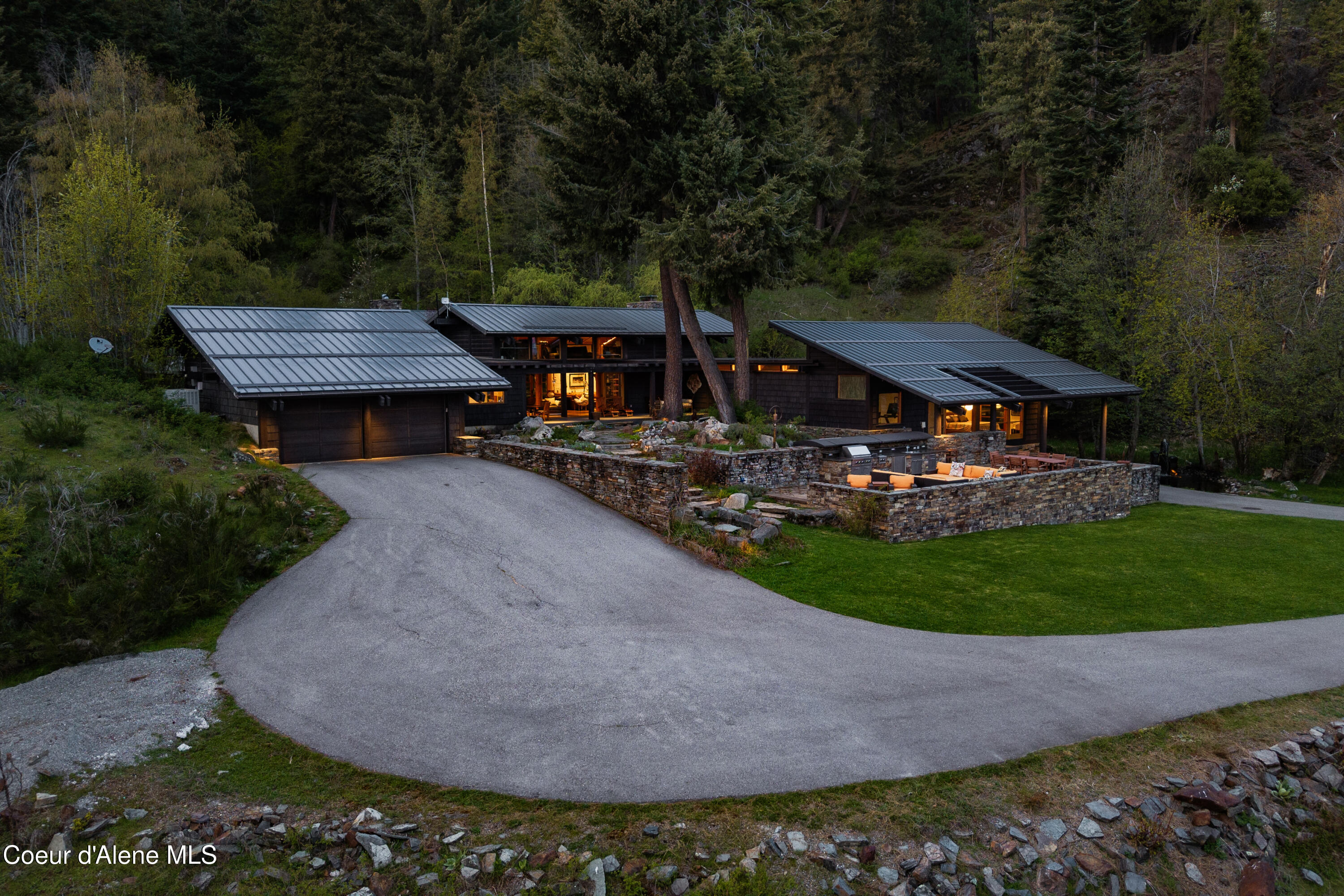 825 Winter Rdg Road Hope, ID 83836 - Photo 9 of 93 DJI_20260425104804_0045_D