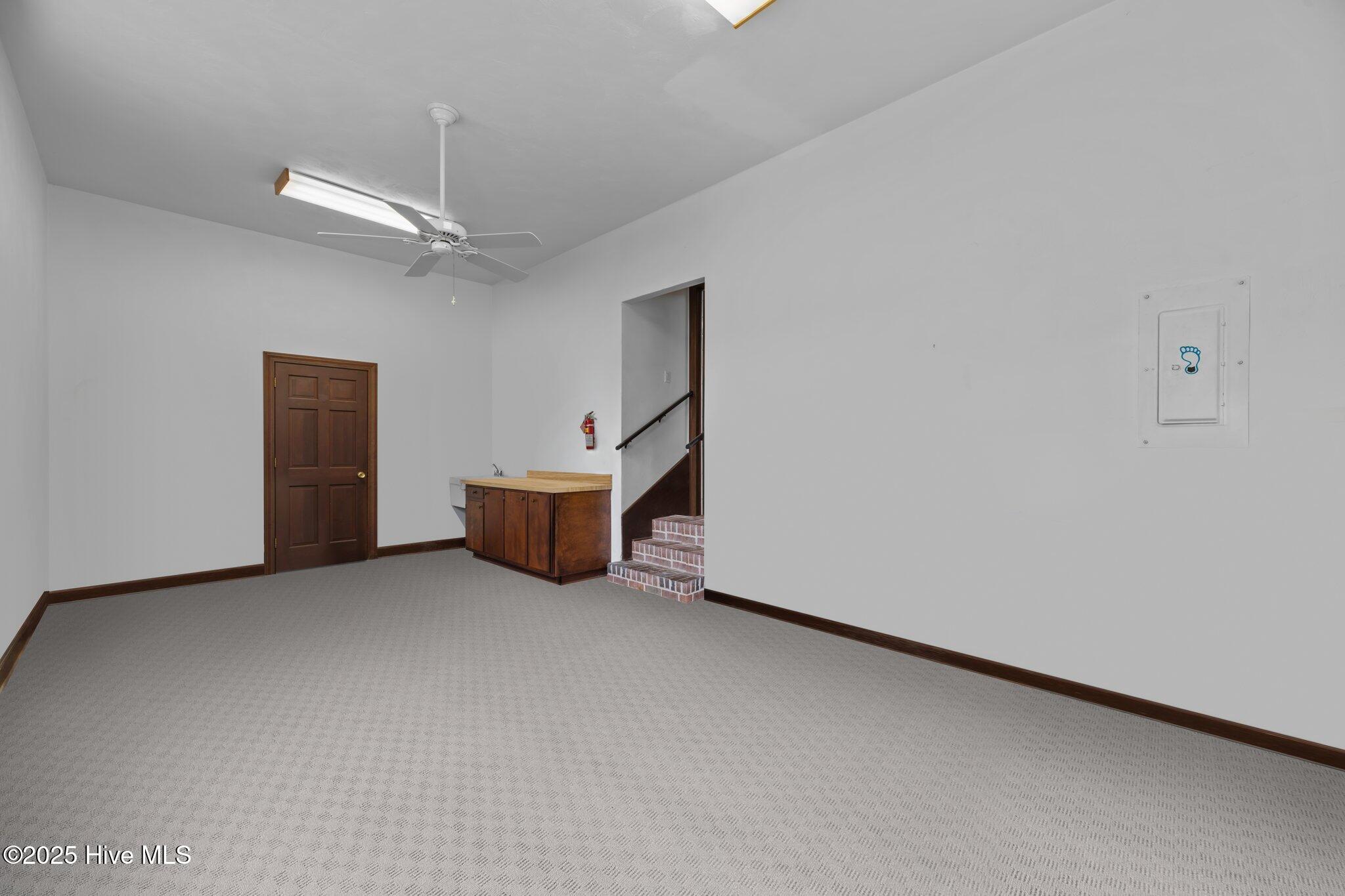 4109 Holly Ridge Road Trent Woods, NC 28562 - Photo 17 of 53 Photo shop picture - removed items