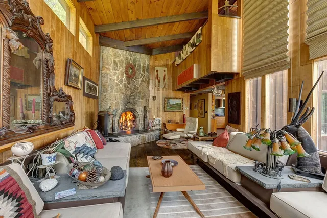 $1,250,000 | 200 Onistagrawa Lane, Fulton, NY 12122