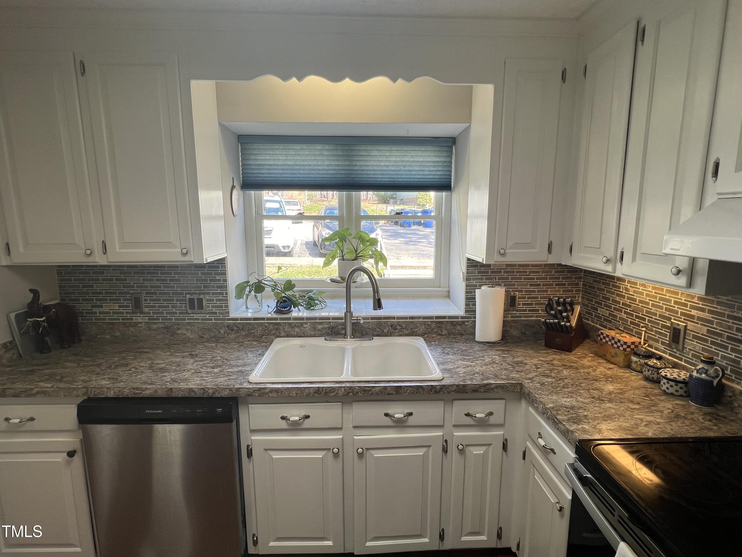 Kitchen2