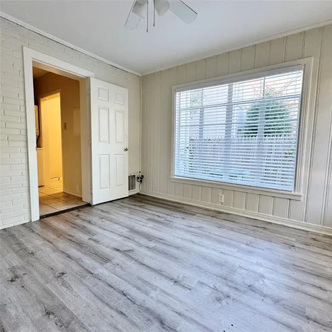 $2,895 | 4138 Grassmere Lane, University Park, TX 75205