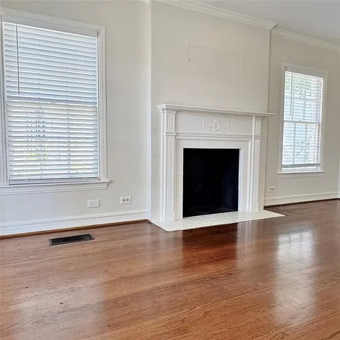 $2,895 | 4138 Grassmere Lane, University Park, TX 75205