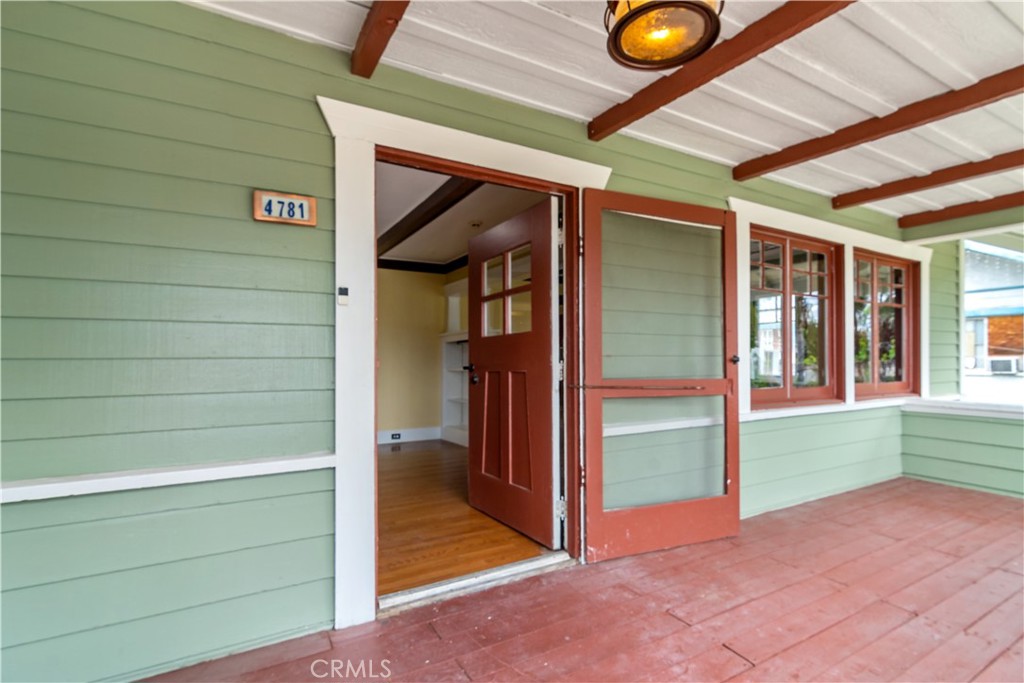 4781 Brockton Avenue Riverside, CA 92506 - Photo 8 of 46