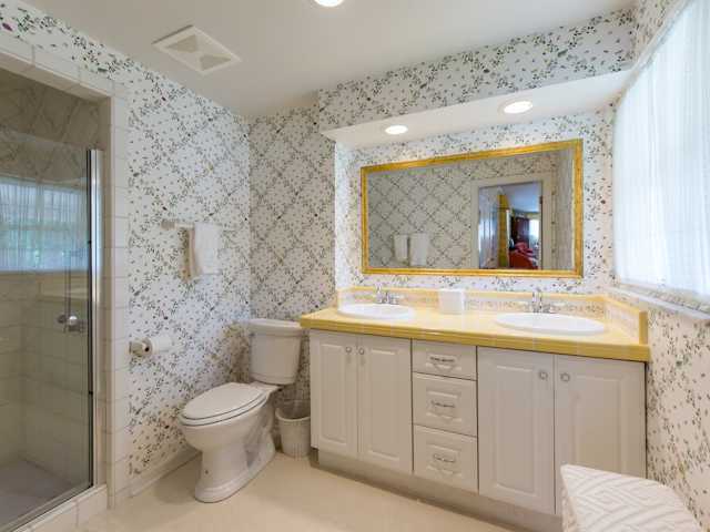 4311 Stratton Road Columbus, OH 43220 - Photo 14 of 25