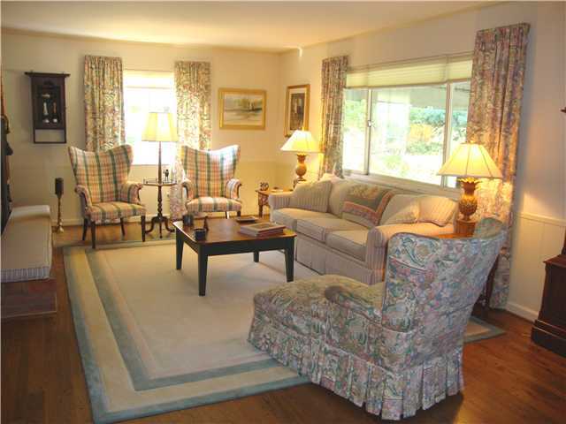 4311 Stratton Road Columbus, OH 43220 - Photo 10 of 25