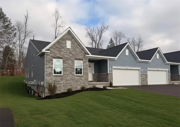 $574,990 | 2713 Marra Drive, Gibsonia, PA 15044