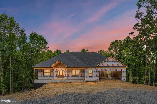 $749,000 | 405 Teardrop Trail, Gerrardstown, WV 25420