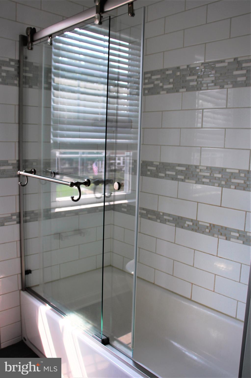 1746 Glen Ridge Road Towson, MD 21286 - Photo 29 of 48 a bathroom with a shower