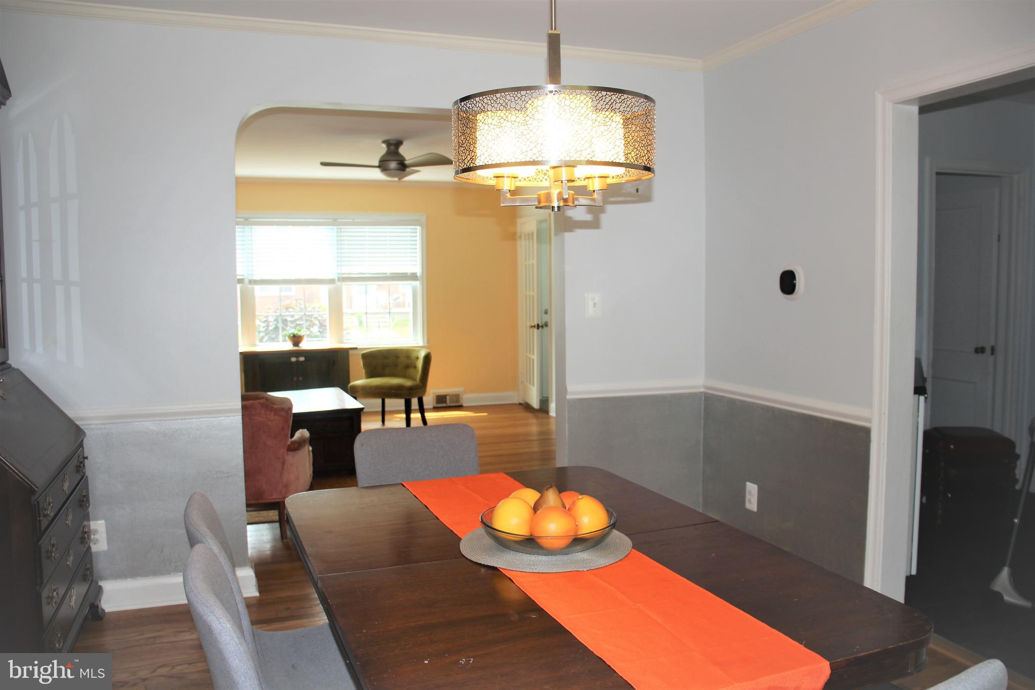 1746 Glen Ridge Road Towson, MD 21286 - Photo 10 of 48 a dining room with furniture