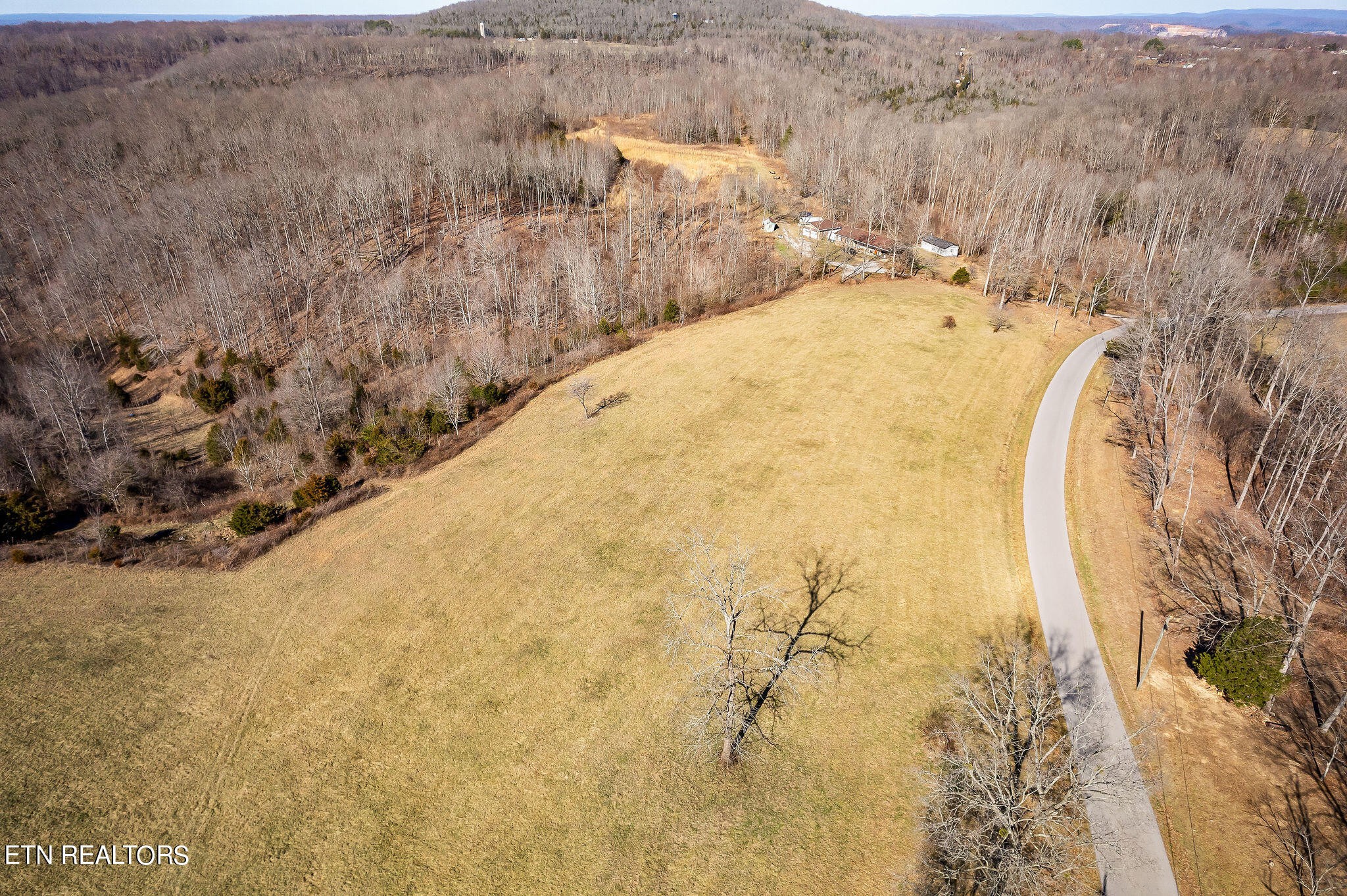 45 Hensley Chapel Road Sparta, TN 38583 - Photo 7 of 29 Gallery Image 7