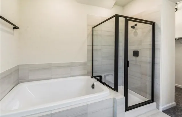 $2,595 | 100 Stone Fork Lane, Hutto, TX 78634