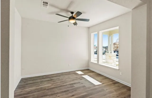 $2,595 | 100 Stone Fork Lane, Hutto, TX 78634