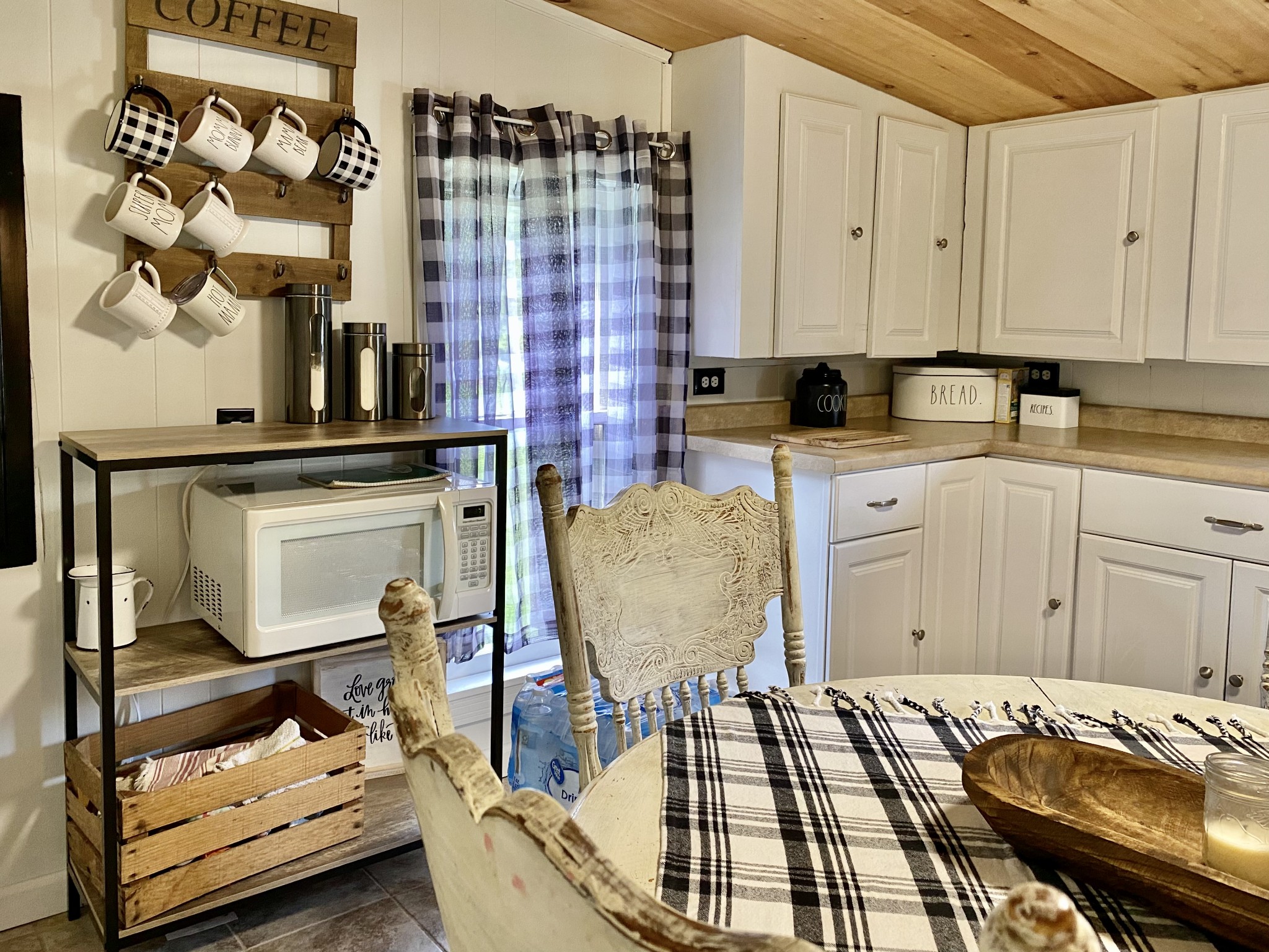 2270 Fall River Road Leoma, TN 38468 - Photo 11 of 27