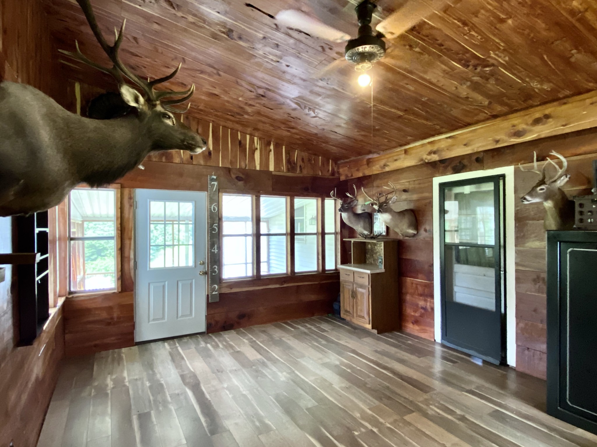 2270 Fall River Road Leoma, TN 38468 - Photo 15 of 27