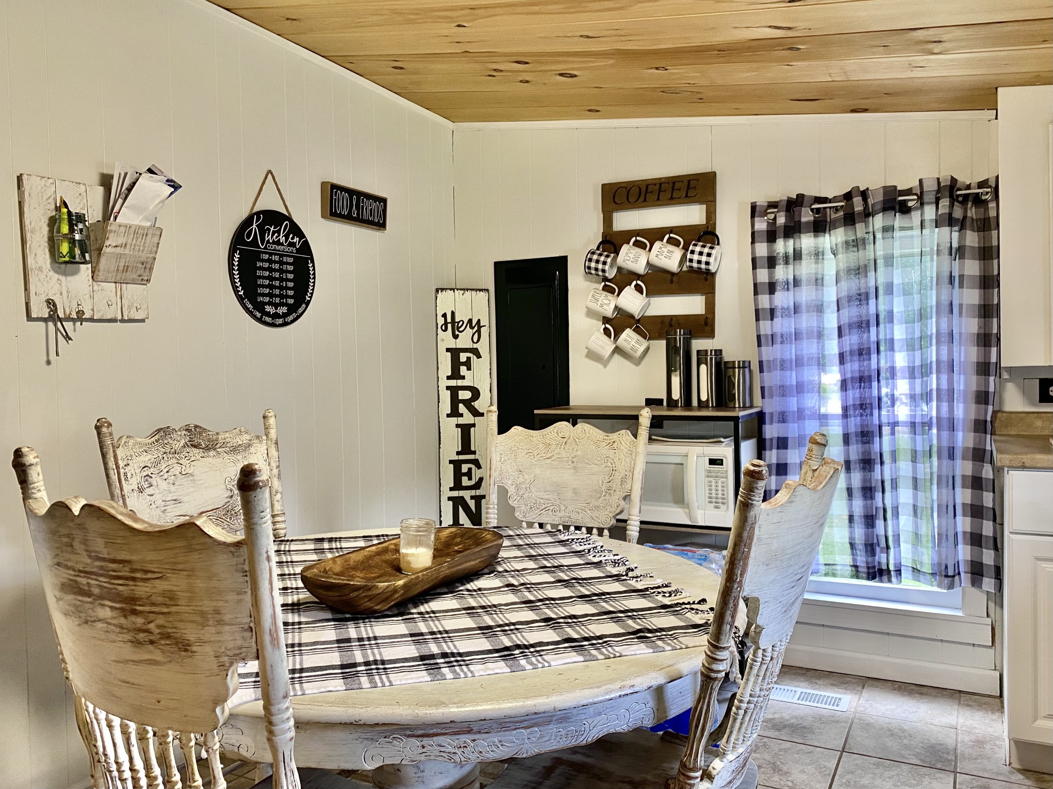 2270 Fall River Road Leoma, TN 38468 - Photo 10 of 27