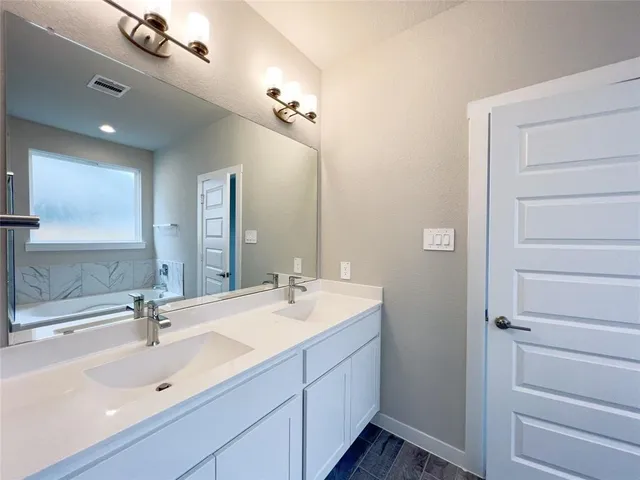 $2,900 | 29526 Red Rocks Pk Drive, Katy, TX 77494