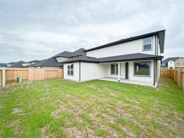 $2,900 | 29526 Red Rocks Pk Drive, Katy, TX 77494