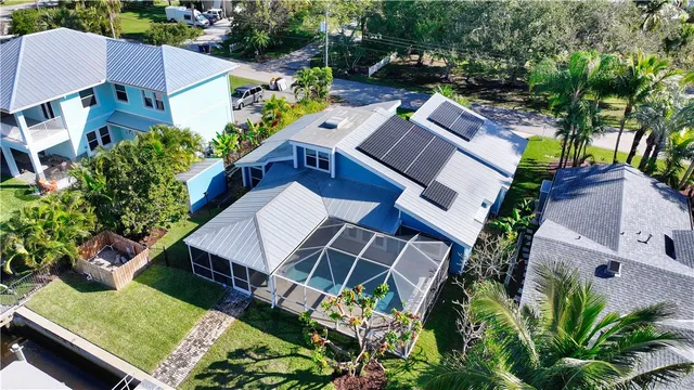 $995,000 | 1319 Southwest Dyer Point Road, Palm City, FL 34990