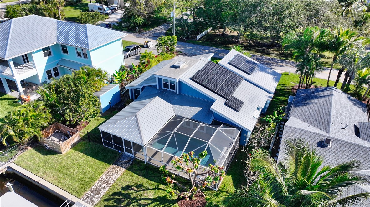 1319 Southwest Dyer Point Road Palm City, FL 34990 - Photo 33 of 34 Gallery Image 33