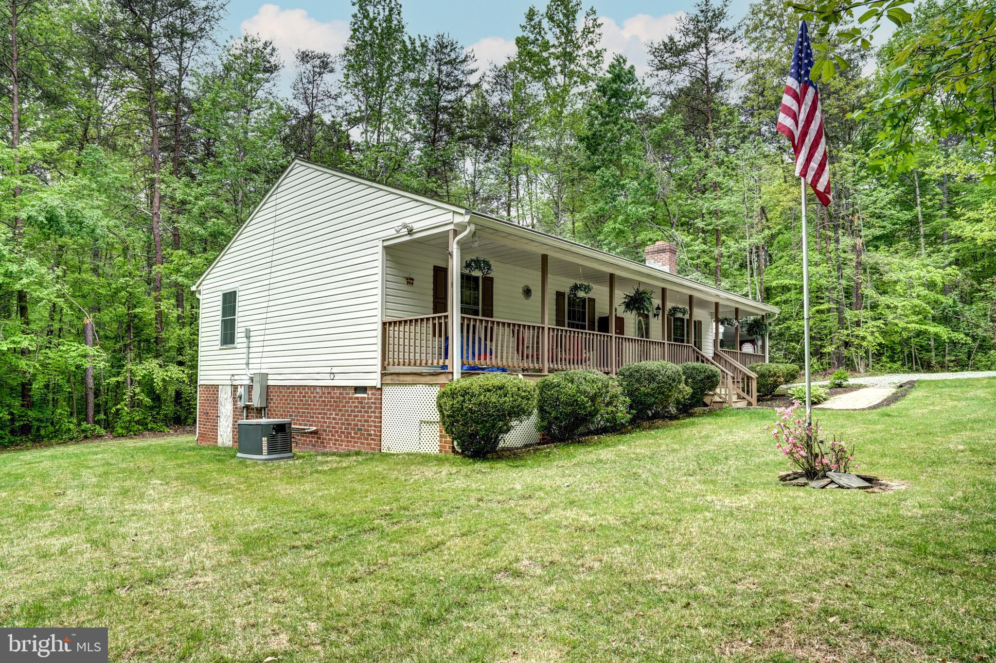 1973 Buckner Road Bumpass, VA 23024 - Photo 4 of 34 Gallery Image 4