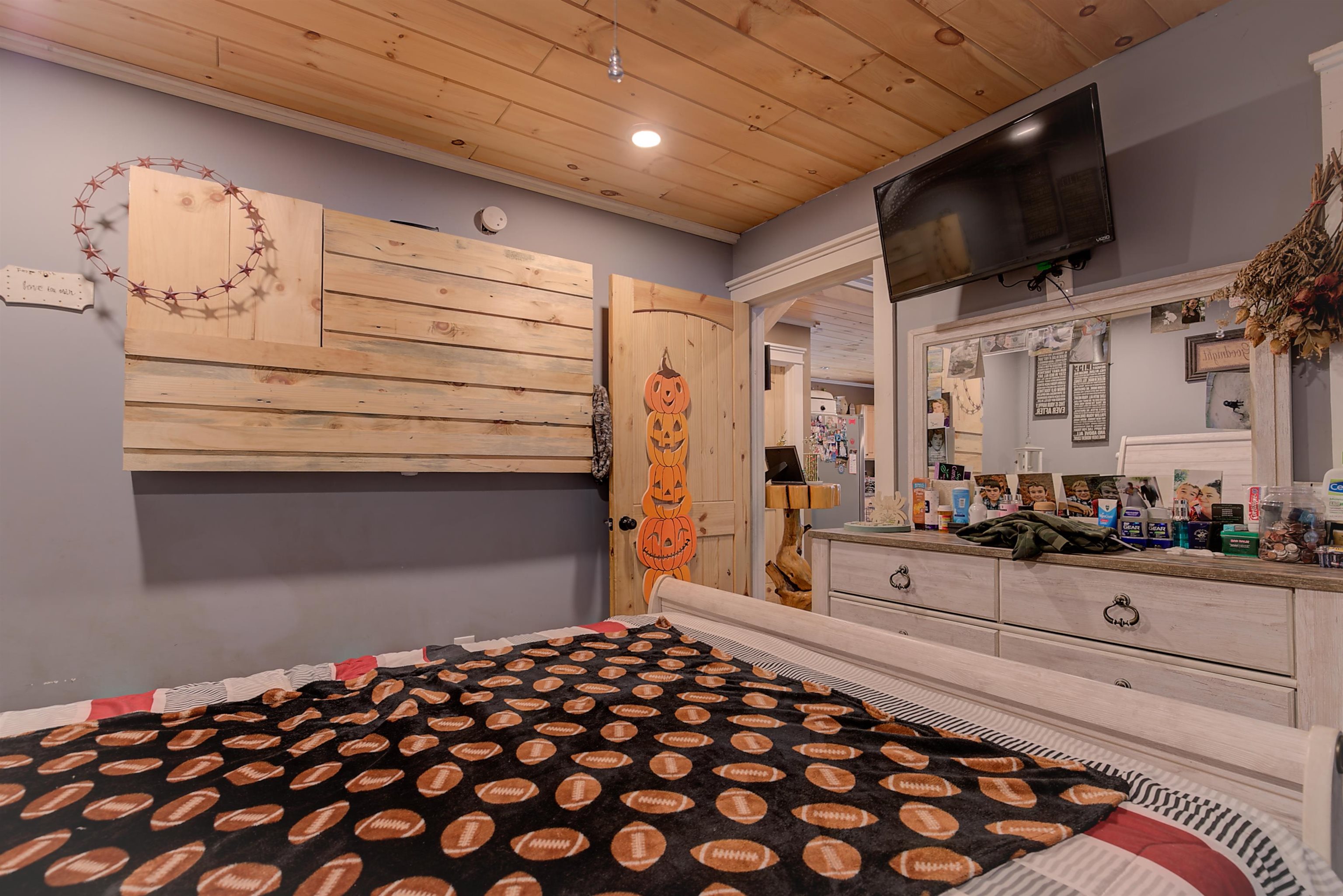 1160 Main Road Chatham, NH 03813 - Photo 11 of 25