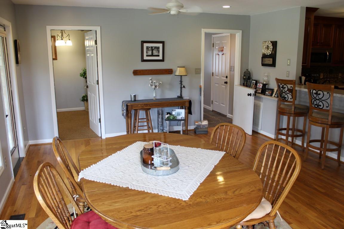60 St Albans School Road Piedmont, SC 29673 - Photo 7 of 36 Gallery Image 7