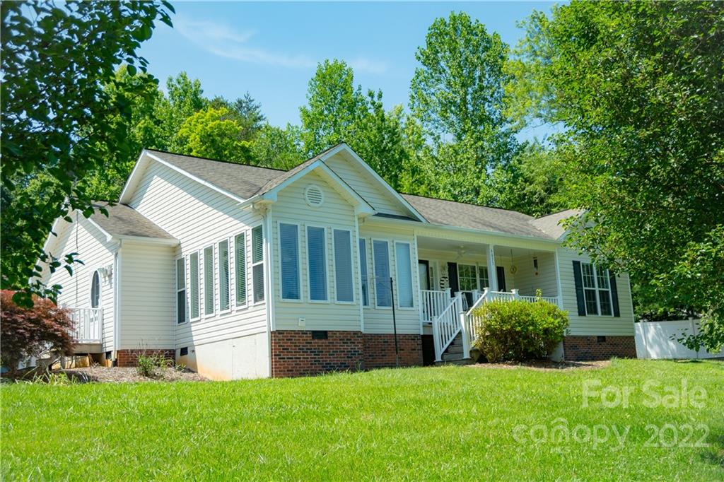 6033 Bollinger Loop Morganton, NC 28655 - Photo 2 of 28 Gallery Image 2