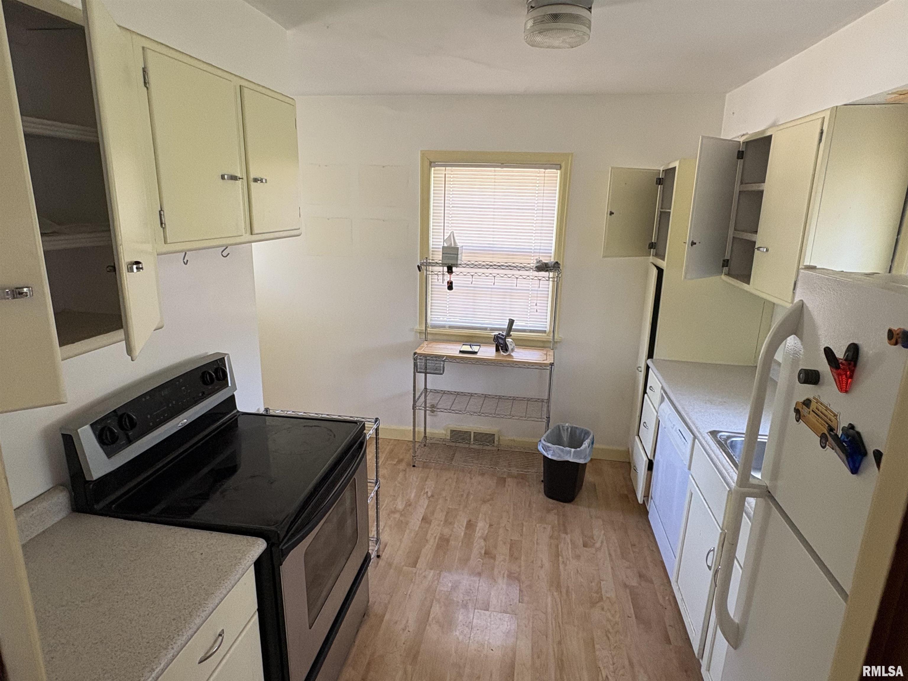 823 Normal Avenue Normal, IL 61761 - Photo 22 of 40