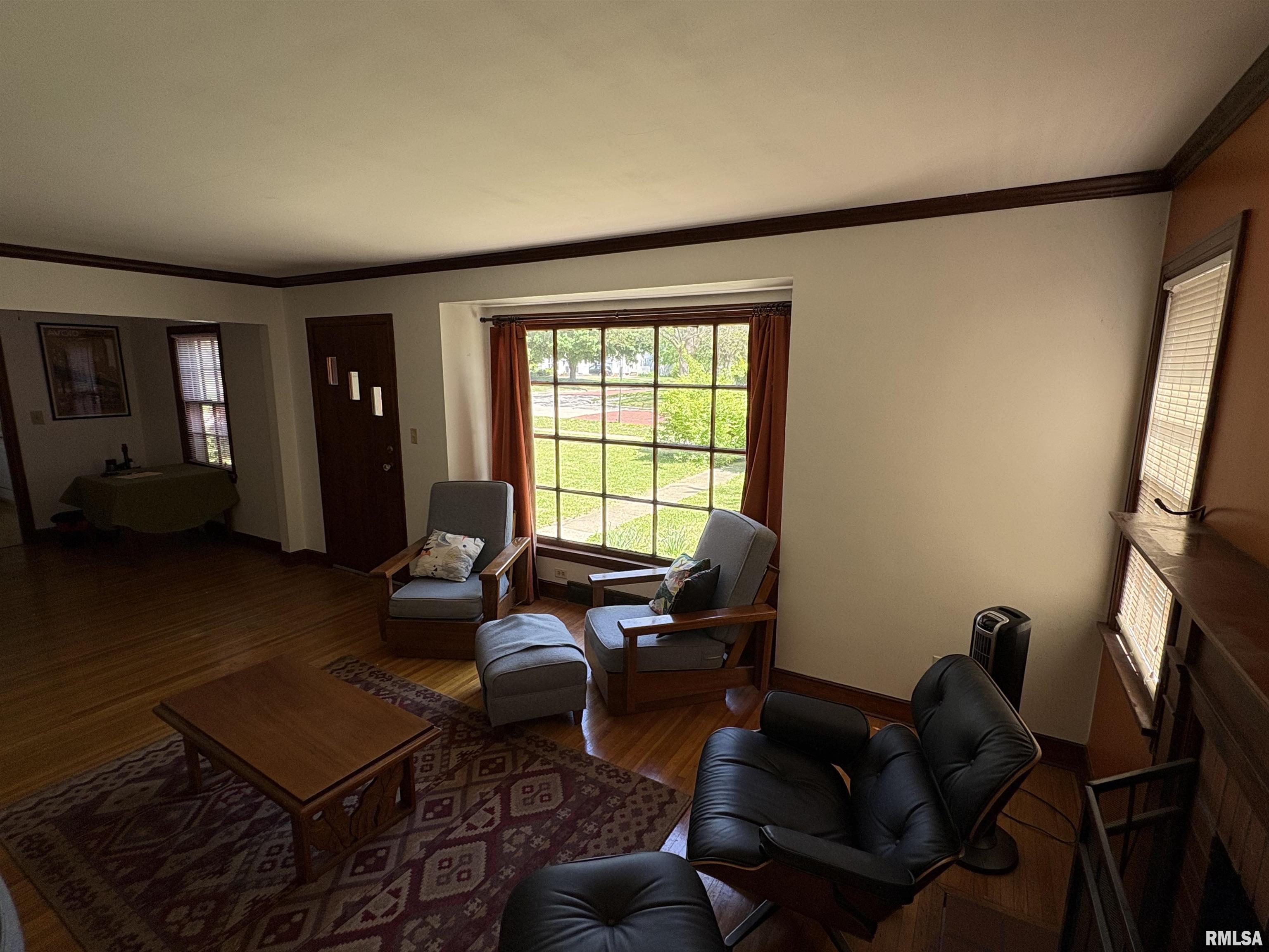 823 Normal Avenue Normal, IL 61761 - Photo 5 of 40