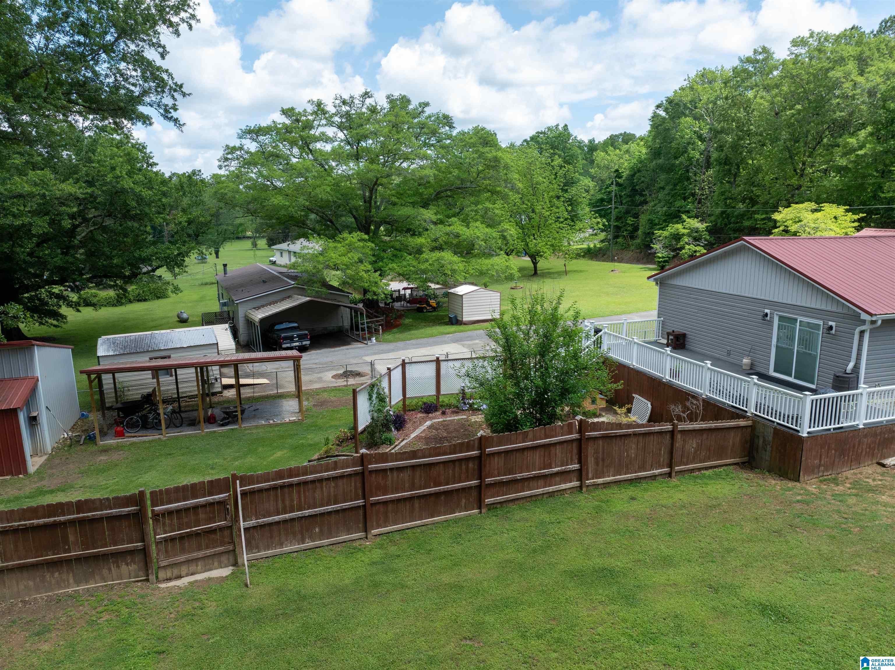 1394 Gate 8 Road Anniston, AL 36201 - Photo 7 of 69