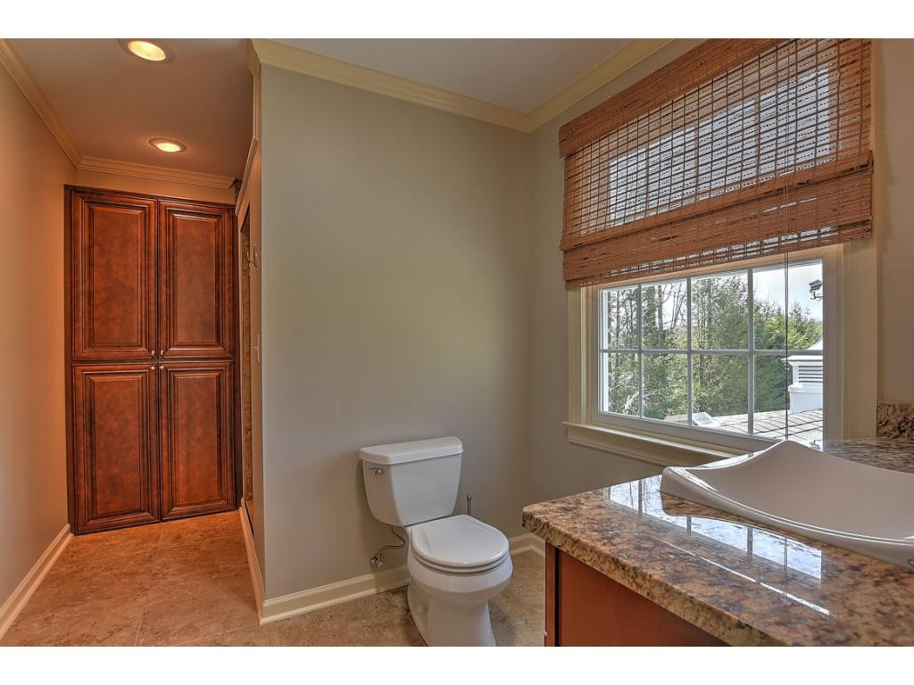 517 Green Acres Road Bristol, VA 24201 - Photo 13 of 31 Photo 13