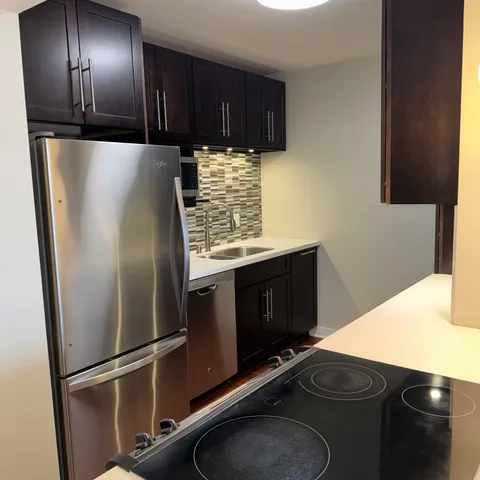 $1,900 | 1660 North Prospect Avenue, Unit 2504, Milwaukee, WI 53202