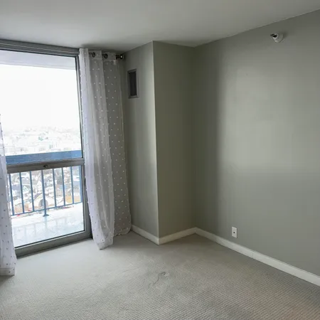$1,900 | 1660 North Prospect Avenue, Unit 2504, Milwaukee, WI 53202