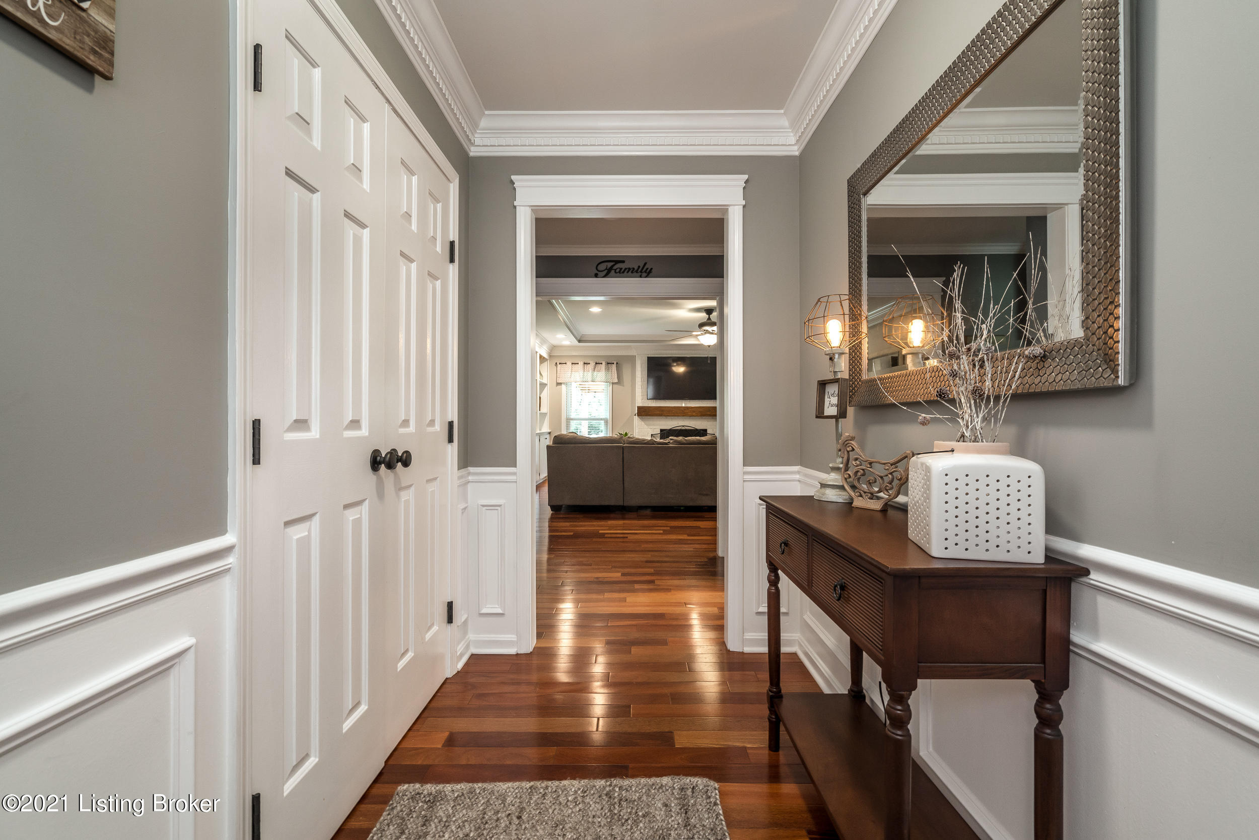 4718 Lowe Road Louisville, KY 40220 - Photo 17 of 63 4718 Lowe Road-17